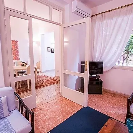 Liguria Garden Διαμέρισμα