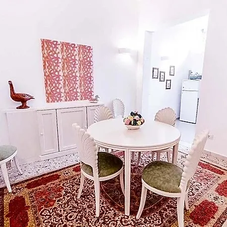 Liguria Garden Διαμέρισμα *